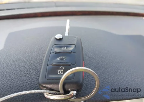 2012 Volkswagen Passat 2.5L Sel из США, поврежденный, VIN 1VWCH7A33CC029418